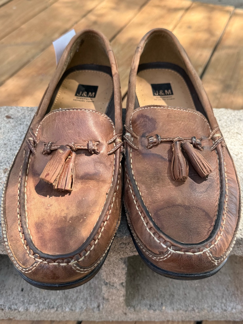 Johnston & Murphy J&M 1850 slip-on tassel loafer in tan brown